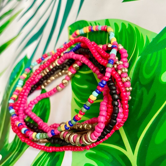 Set of 7 Beaded Bracelets - Picture 1 of 6